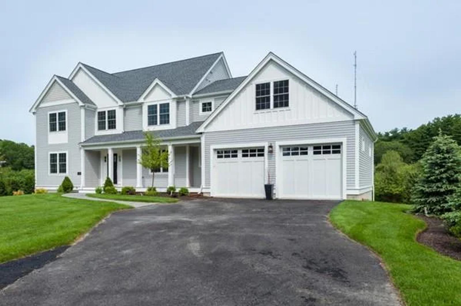 The Harwich (Cranberry Cove) — hero image