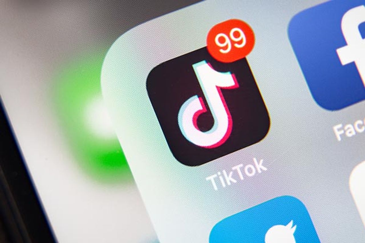 TLEP 42 | Selling On Social Media