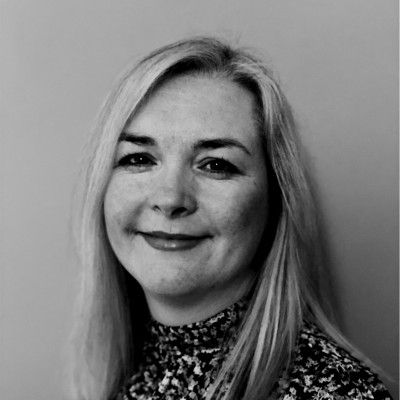 Laura Lashmar