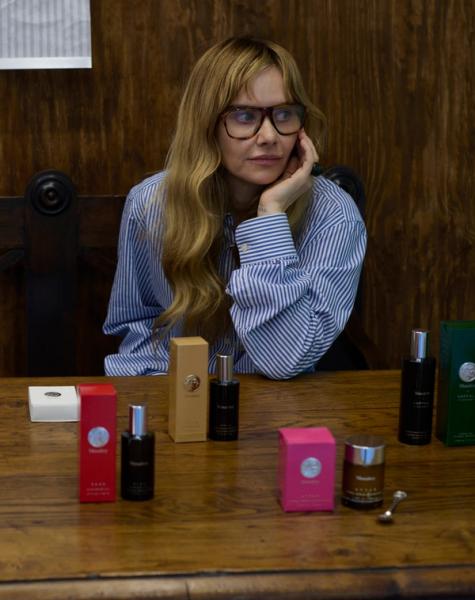 Athena Hewett Semaine Tastebreaker