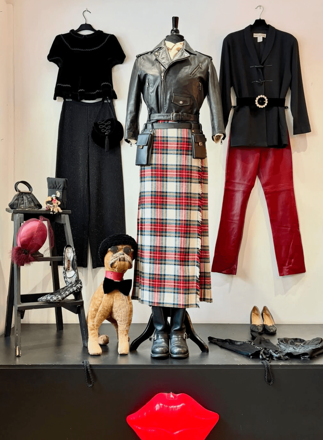 Celia Darling, France, chosen by Semaine tastemaker Clara Luciani
