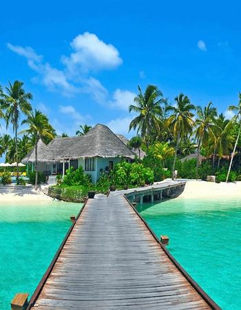 Maldives chosen by Tastemaker Paris Hilton, for Semaine.