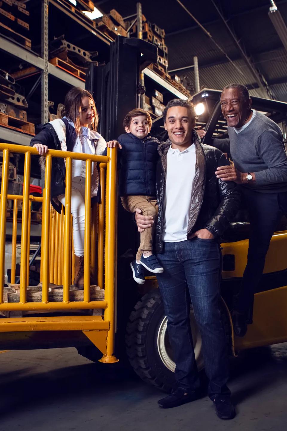 Arthur Rufino, CEO da JR Diesel, e Geraldo Rufino, presidente
