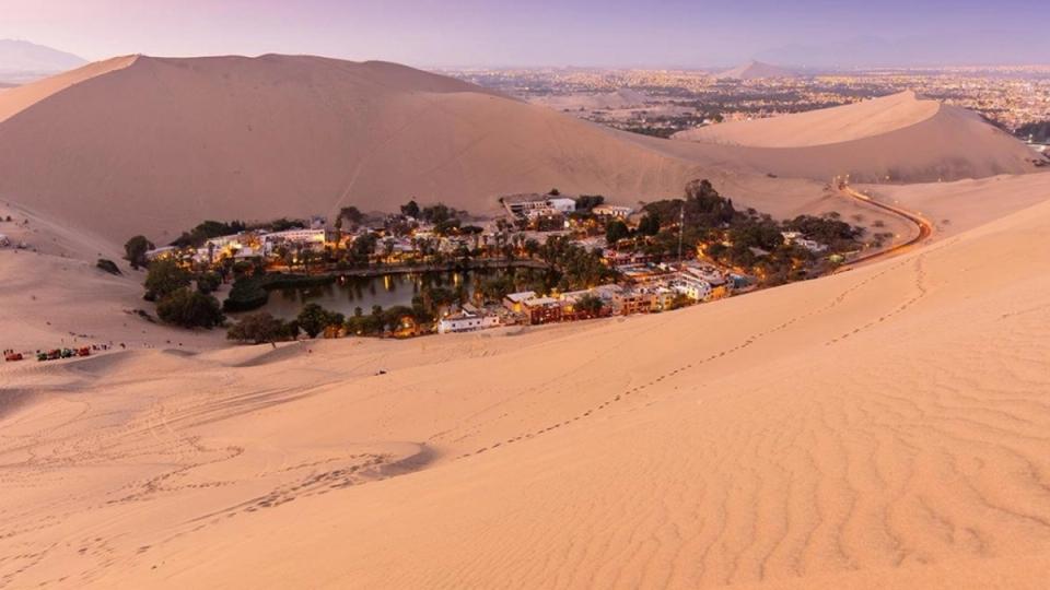 Oásis no deserto de Sechura