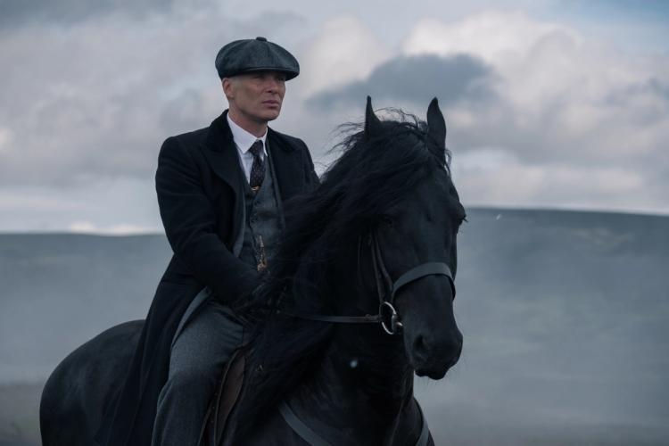 Peaky Blinders – uma aula de alfaiataria para entender as origens das peças  mais clássicas do homem