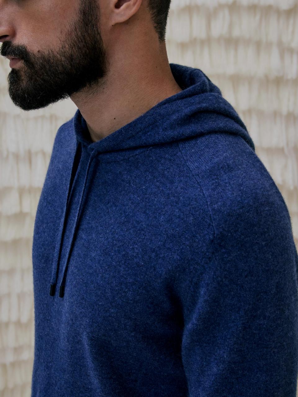 Casaco feito com puro cashmere