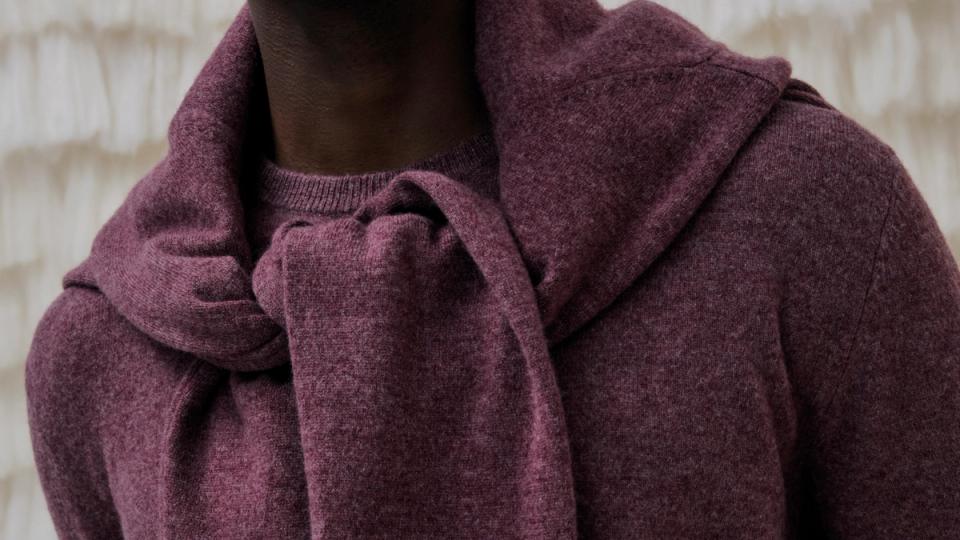 Casaco feito com puro cashmere