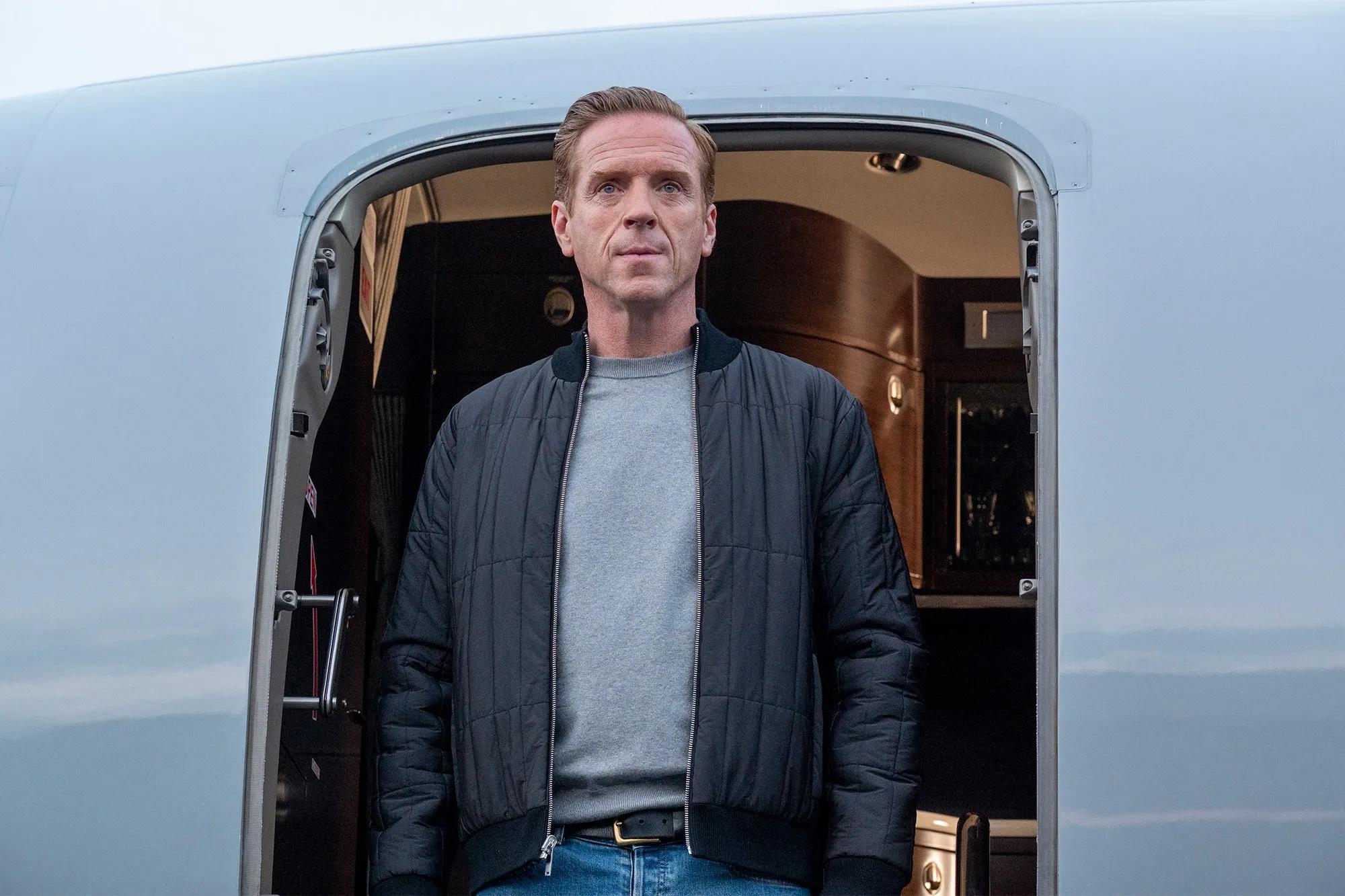 Billions: o segredo por trás do estilo minimalista e eficaz de Bobby Axelrod