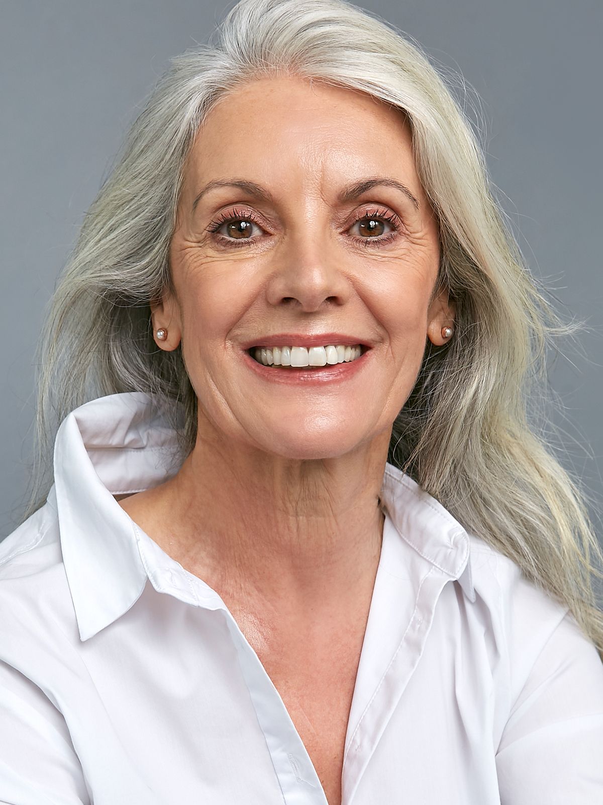 Evelyn Law Mainboard Colours