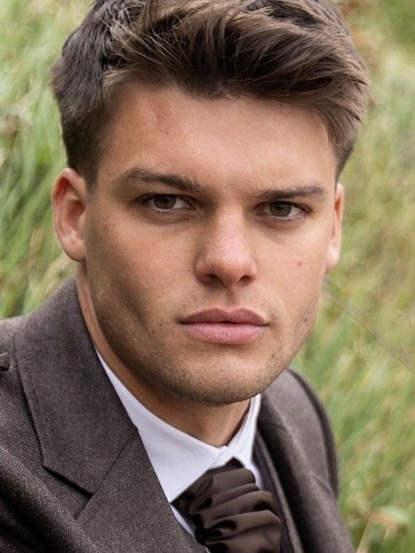 Findlay Anderson Finlay Anderson | Mainboard | Colours