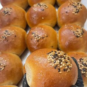 Fresh Whole Wheat Buns 