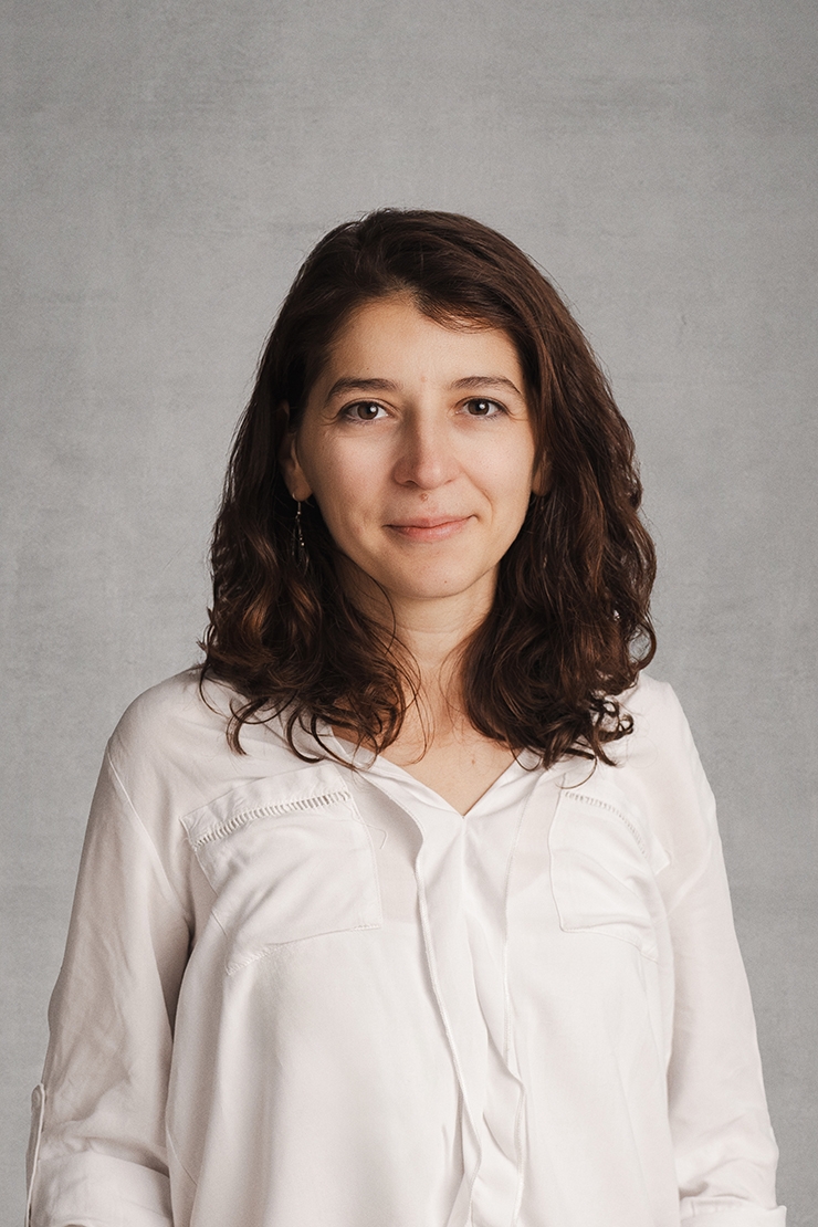 Лина Йотова