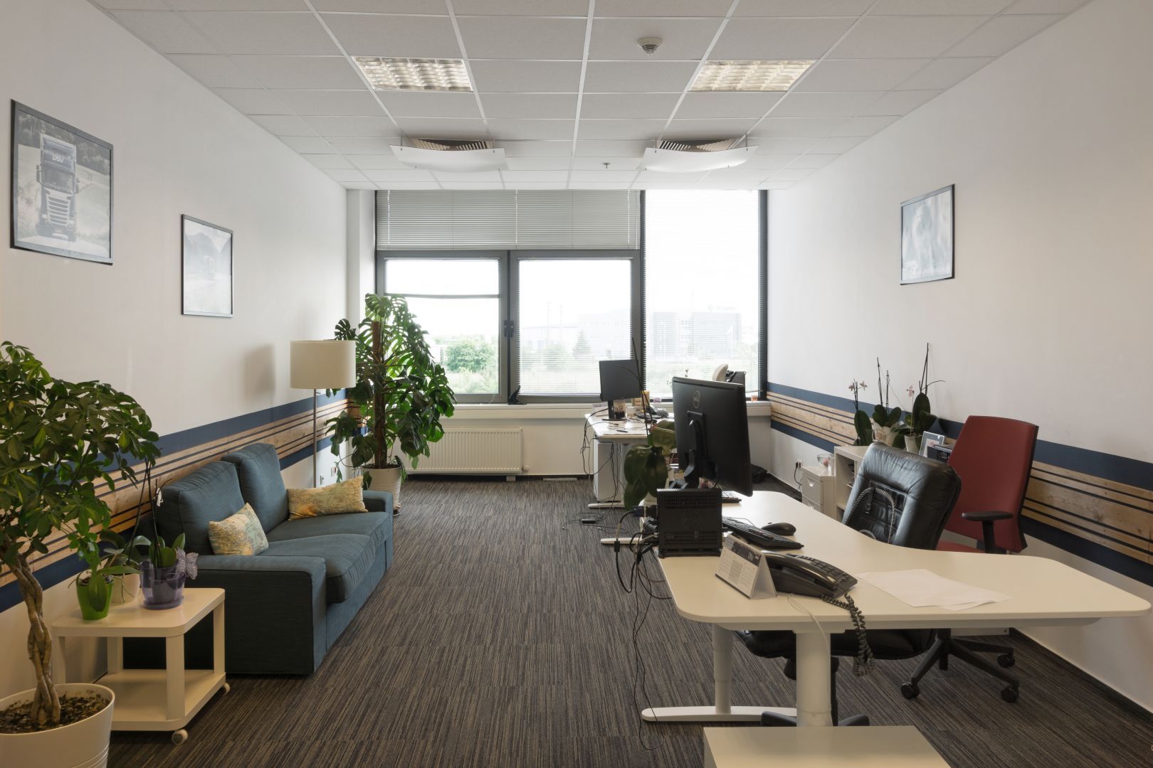 DSV Solutions, birouri