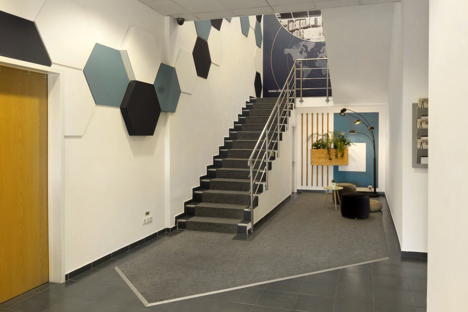 DSV Solutions, spații publice