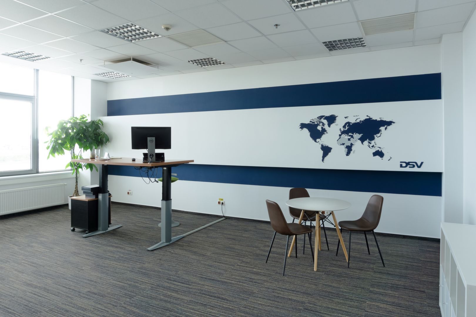 DSV Solutions, birouri