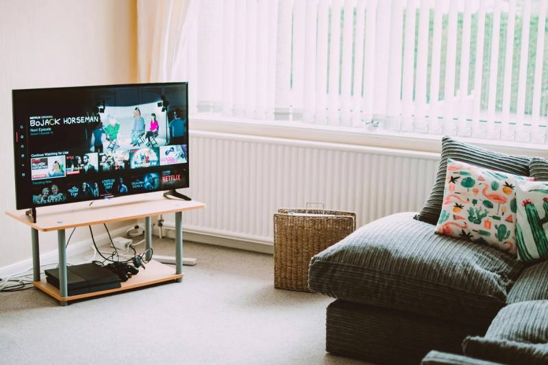 Smart home teknologi til automatisk energibesparelse