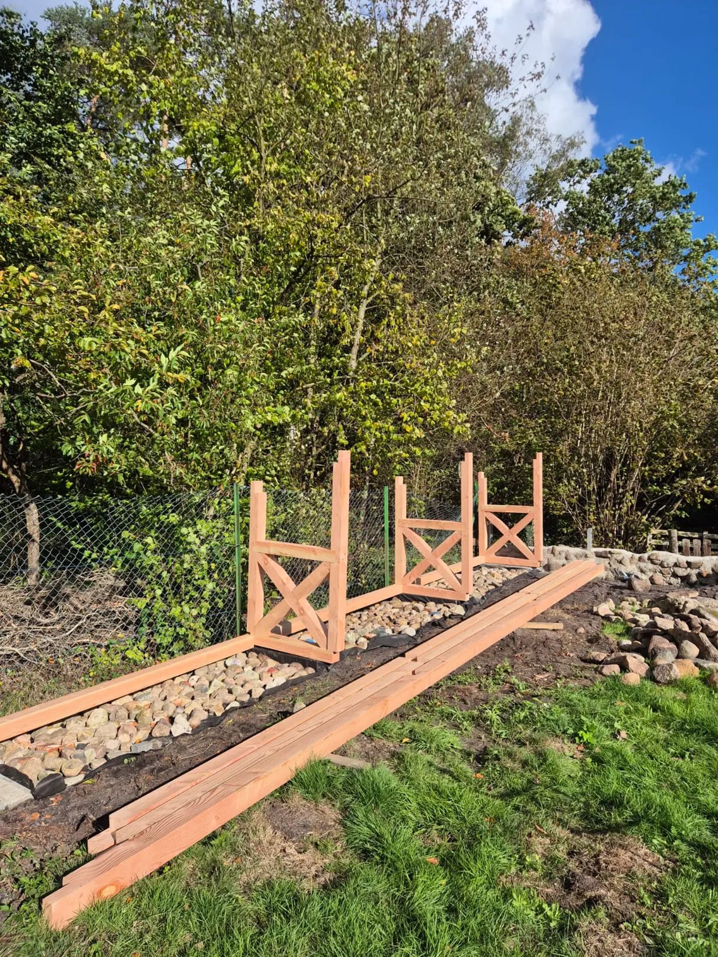 Montage der Holzrahmenelemente