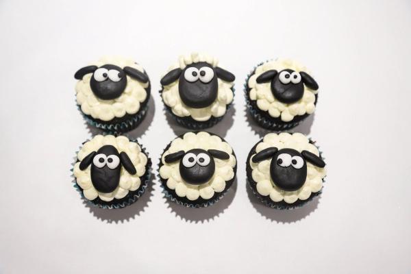 Baa-rilliant Cupcakes