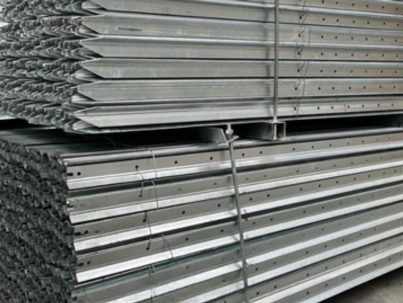 Galvanised Star Pickets