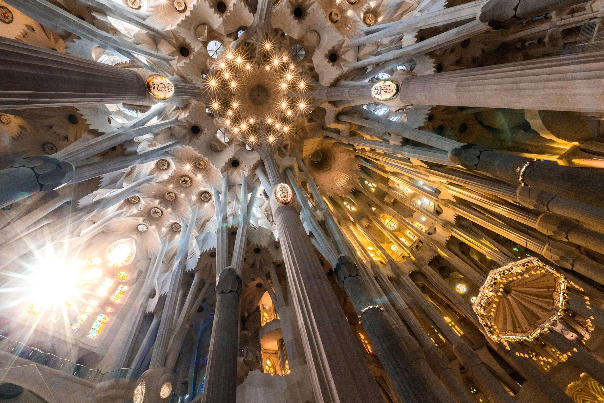 Sagrada Familia Reserved Access Tour with Expert Guide 75min, Barcelona — photo 4