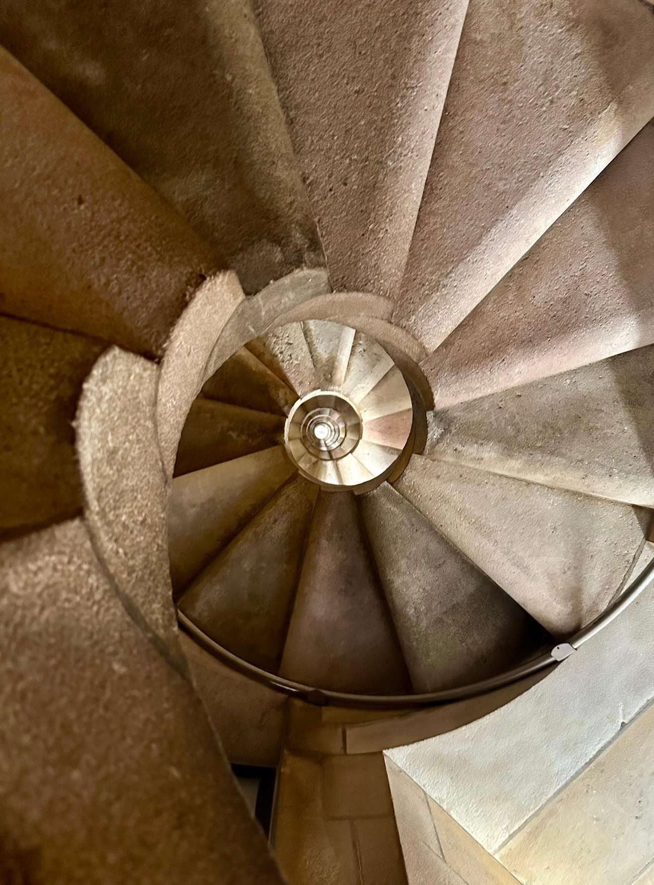 Sagrada Familia Tour with Passion Tower Views, Barcelona — photo 4