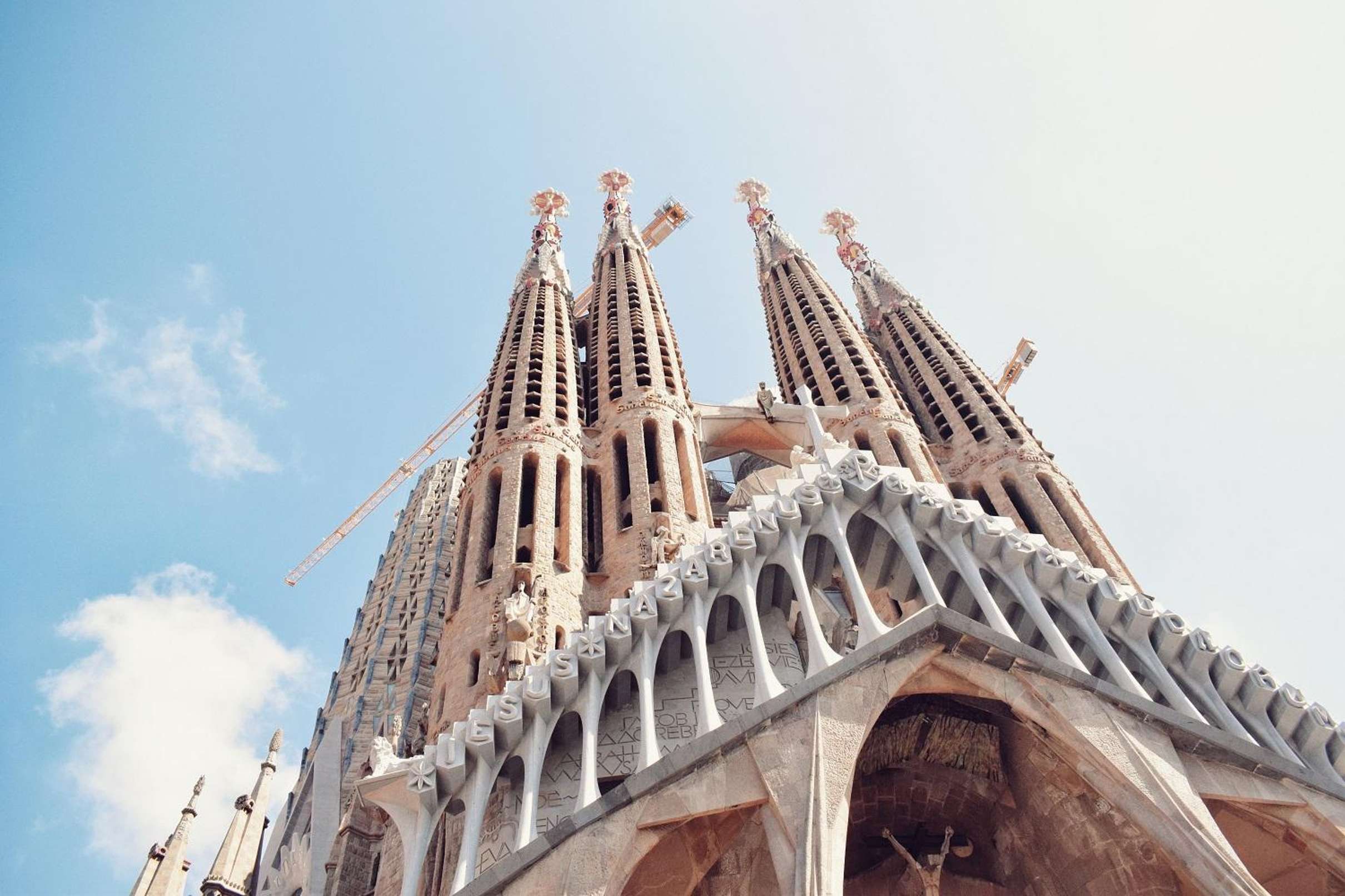 Sagrada Familia Guided Tour with Tower Access, Barcelona — photo 3
