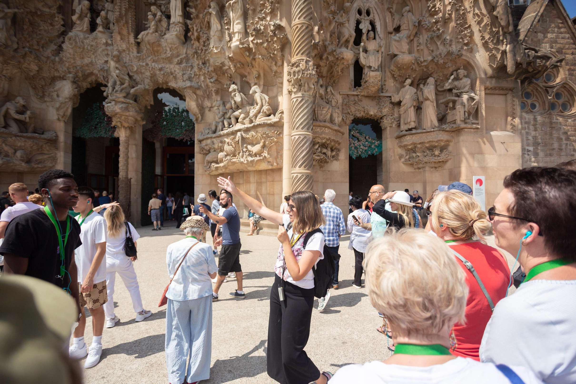 Sagrada Familia Small Group Tour with Catalonia Guide, Barcelona — photo 3