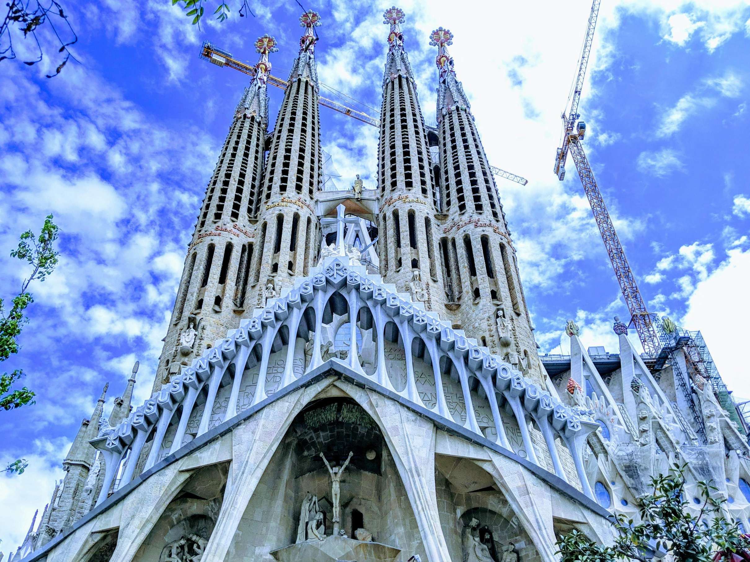 Sagrada Familia Reserved Access Tour with Professional Guide, Barcelona — photo 1