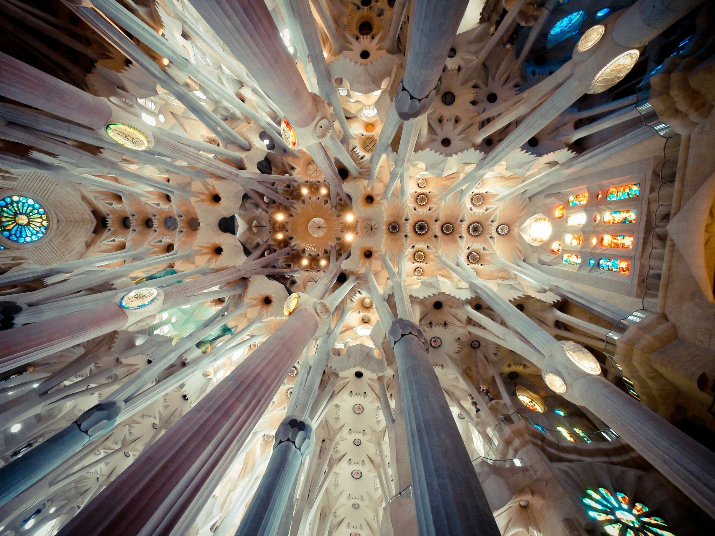 Sagrada Familia Reserved Access Tour with Professional Guide, Barcelona — photo 4