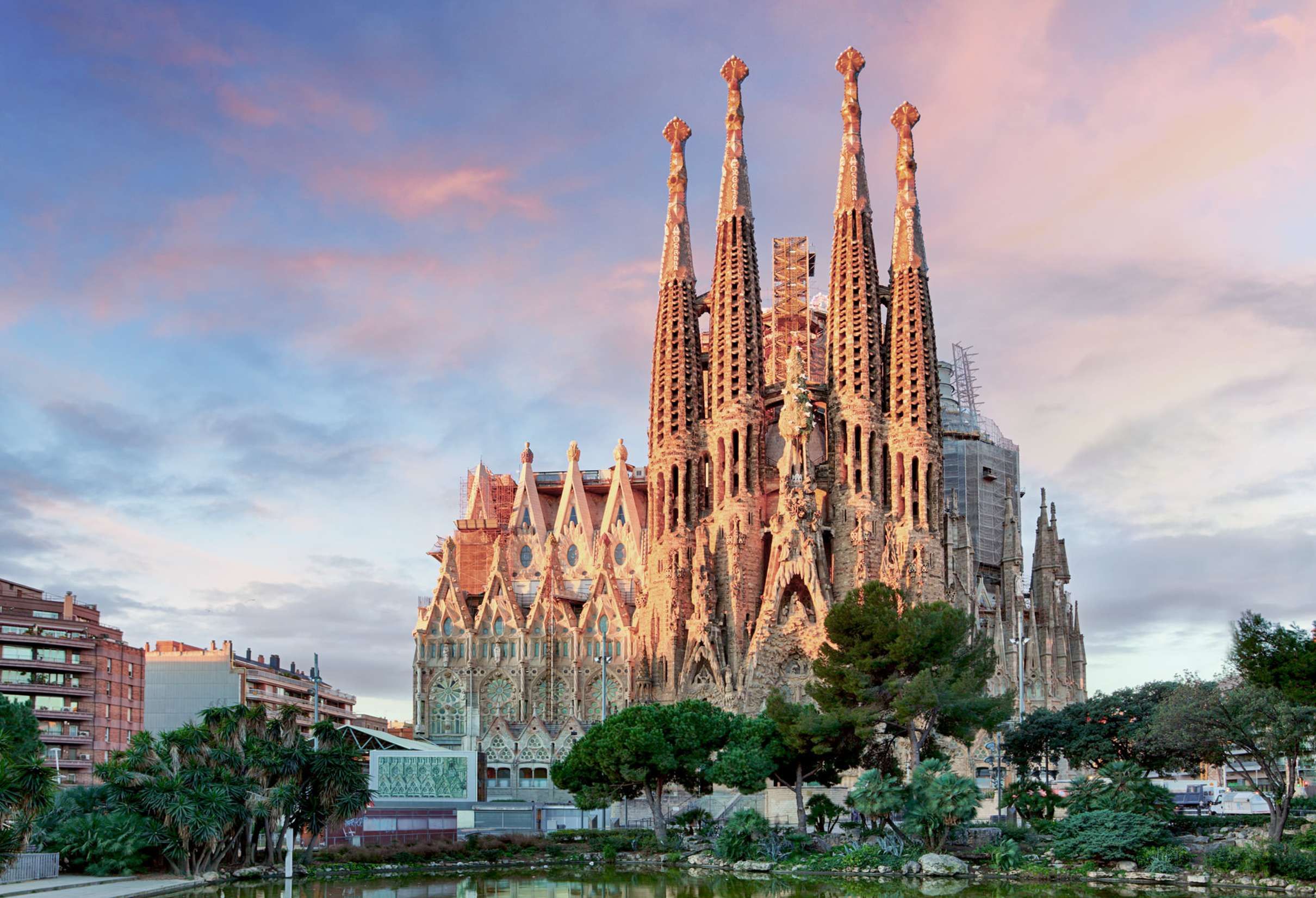 Sagrada Familia Express Tour with Museum & Crypt Access, Barcelona — photo 3