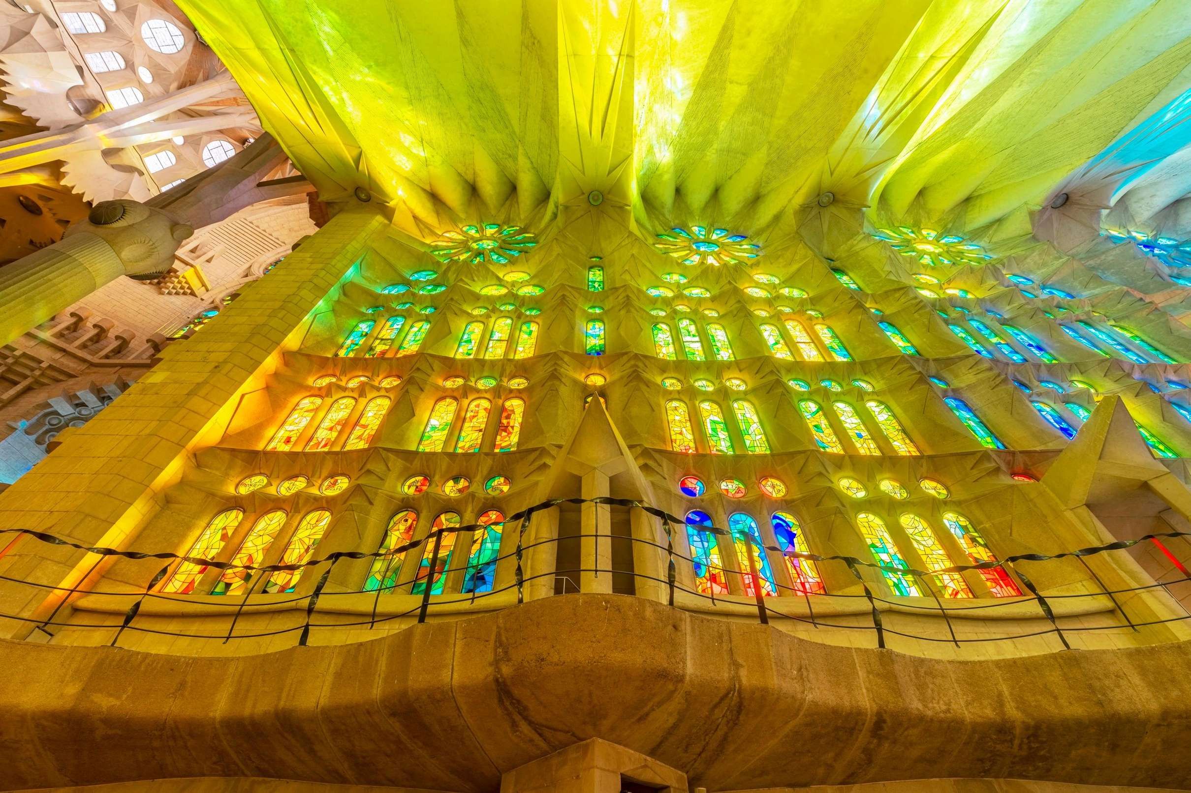 Sagrada Familia & Park Güell Hotel Pickup Tour Barcelona, Barcelona — photo 3