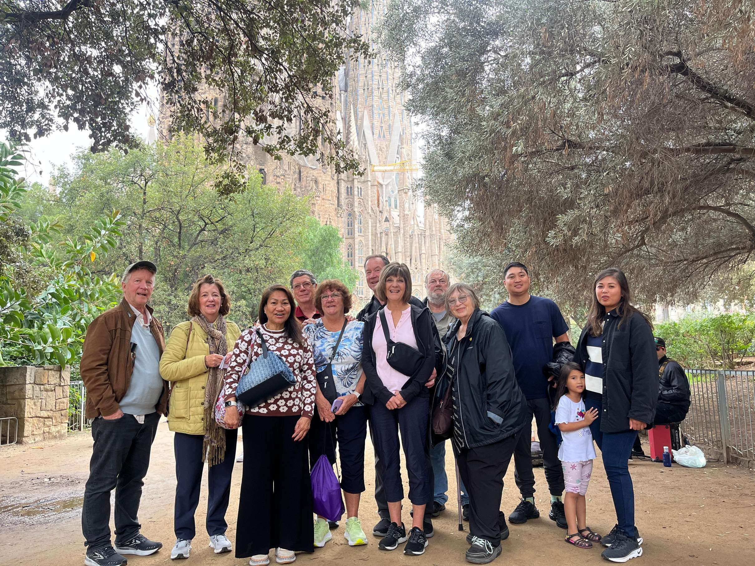 Barcelona Half-Day Tour: Sagrada Familia & City Highlights, Barcelona — photo 4