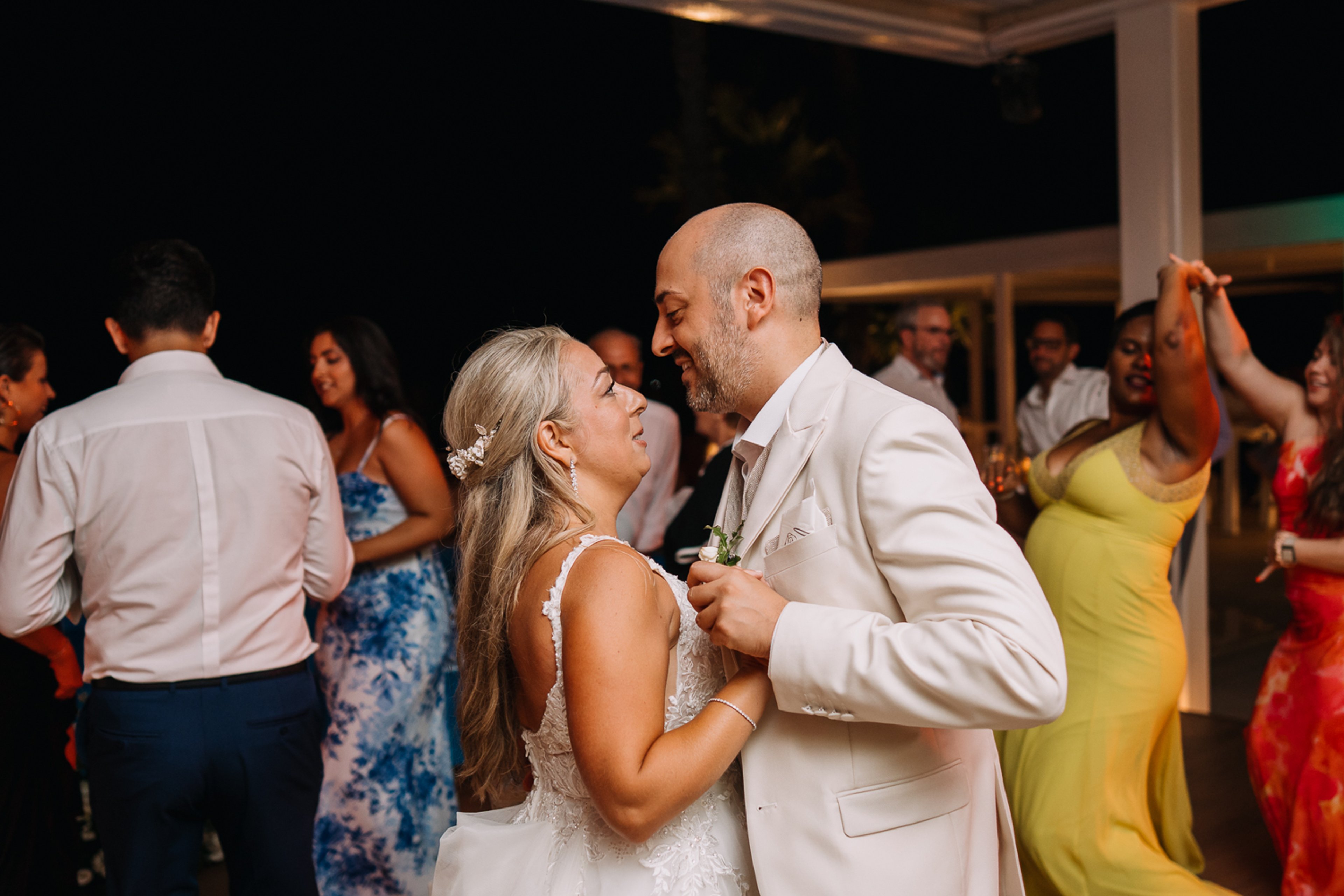Emily & Andres — 25