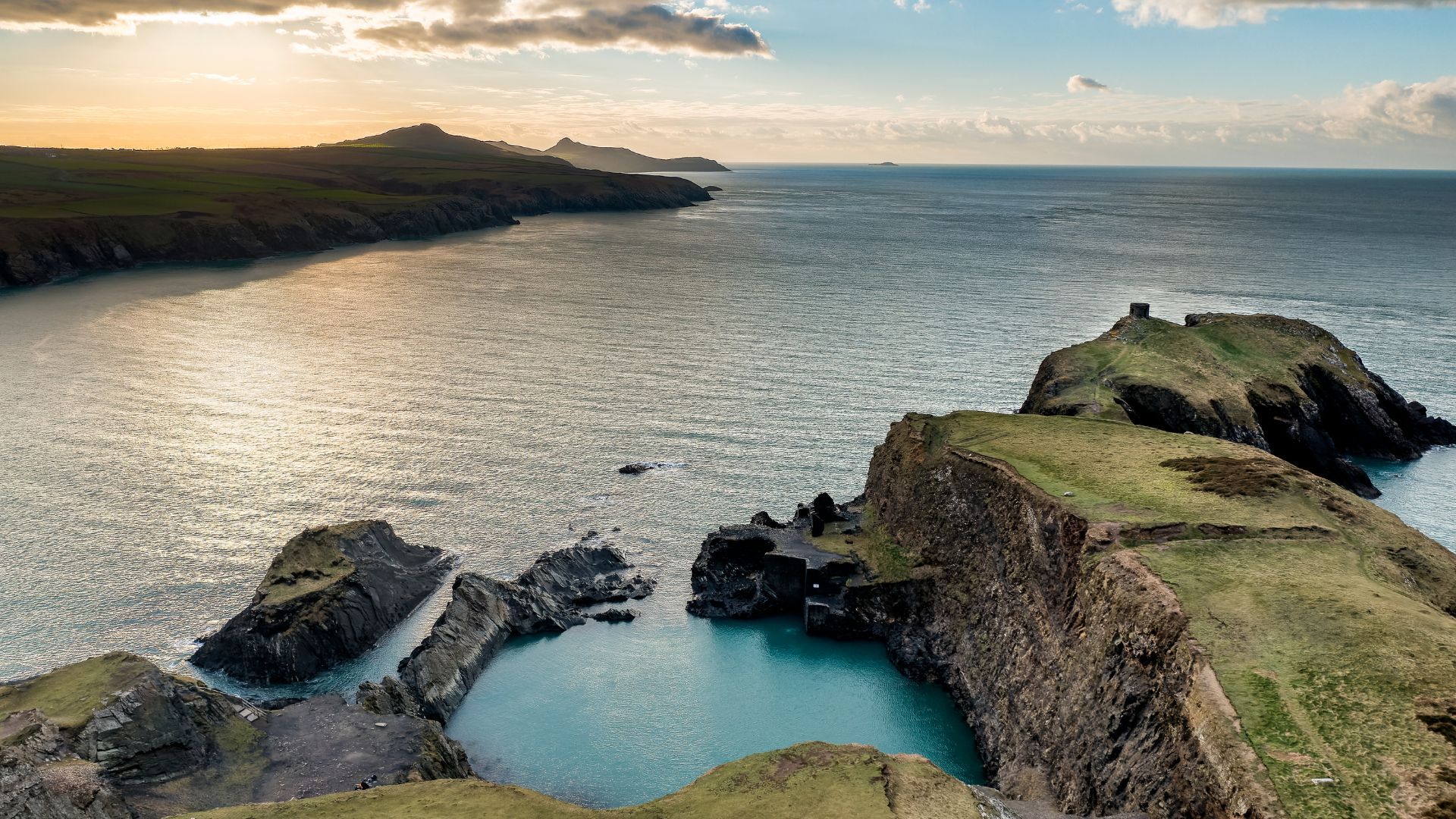 Blue Lagoon at Abereiddy beneath the Pembrokeshire cliffs.