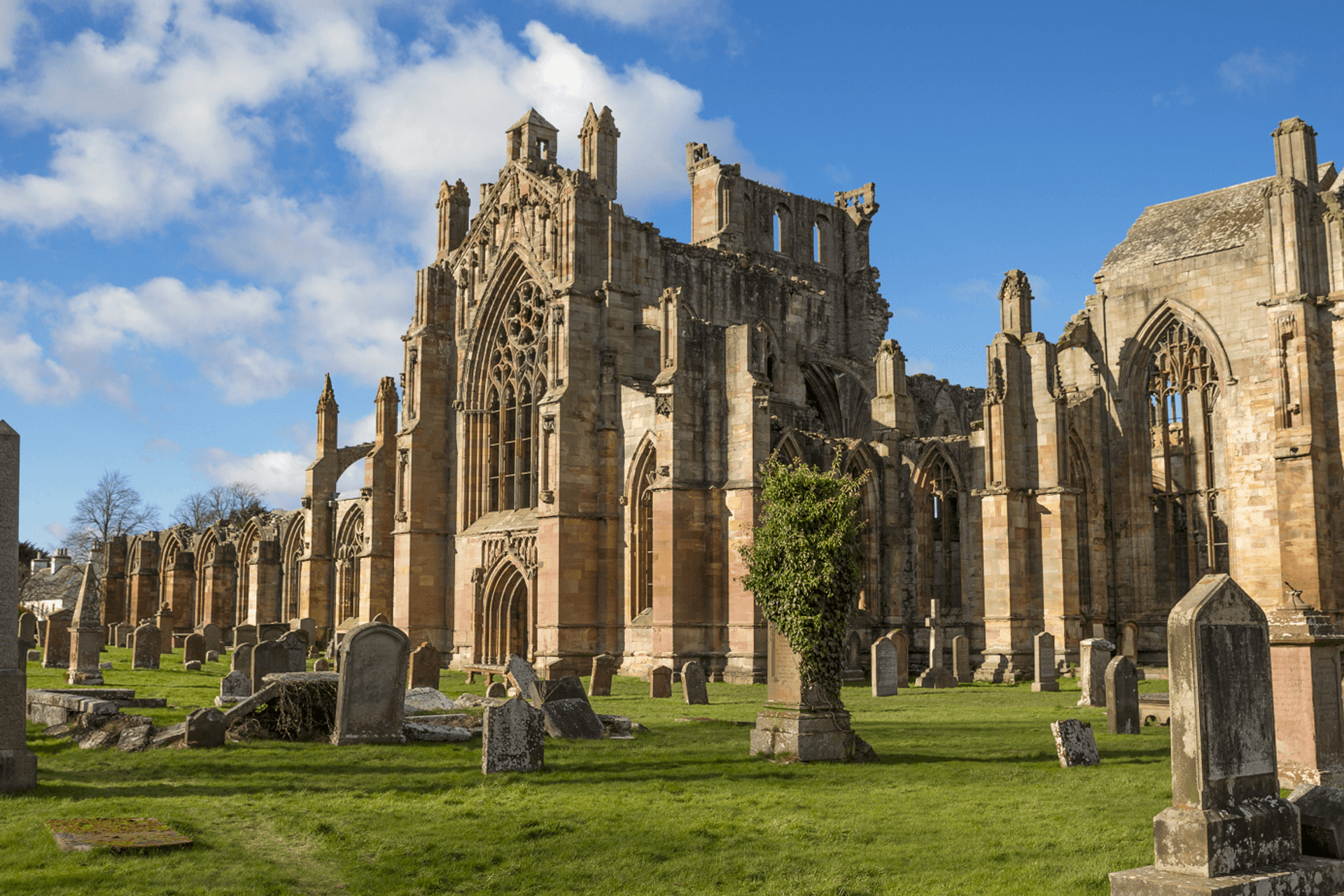 Melrose Abbey, Borders Abbey Way