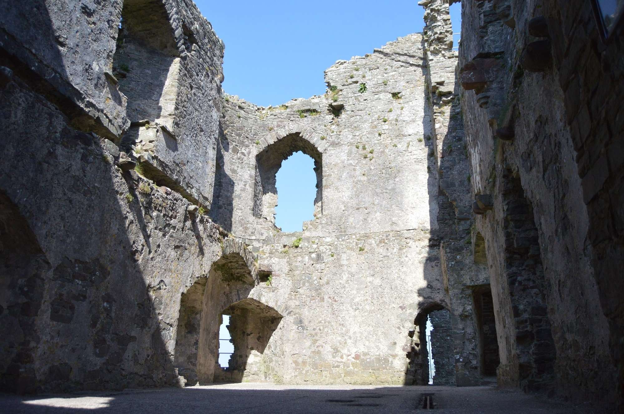 Llansteffan castle Interior