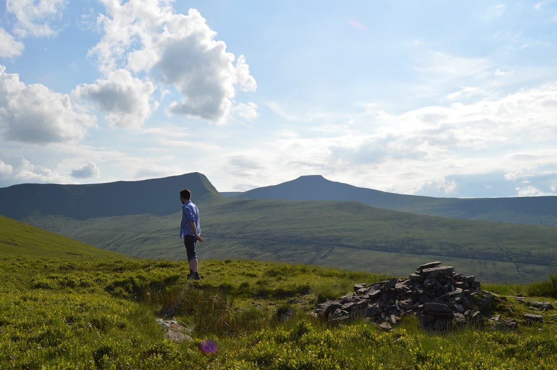 Fan-y-Big with view to Cribyn and Sugarloaf