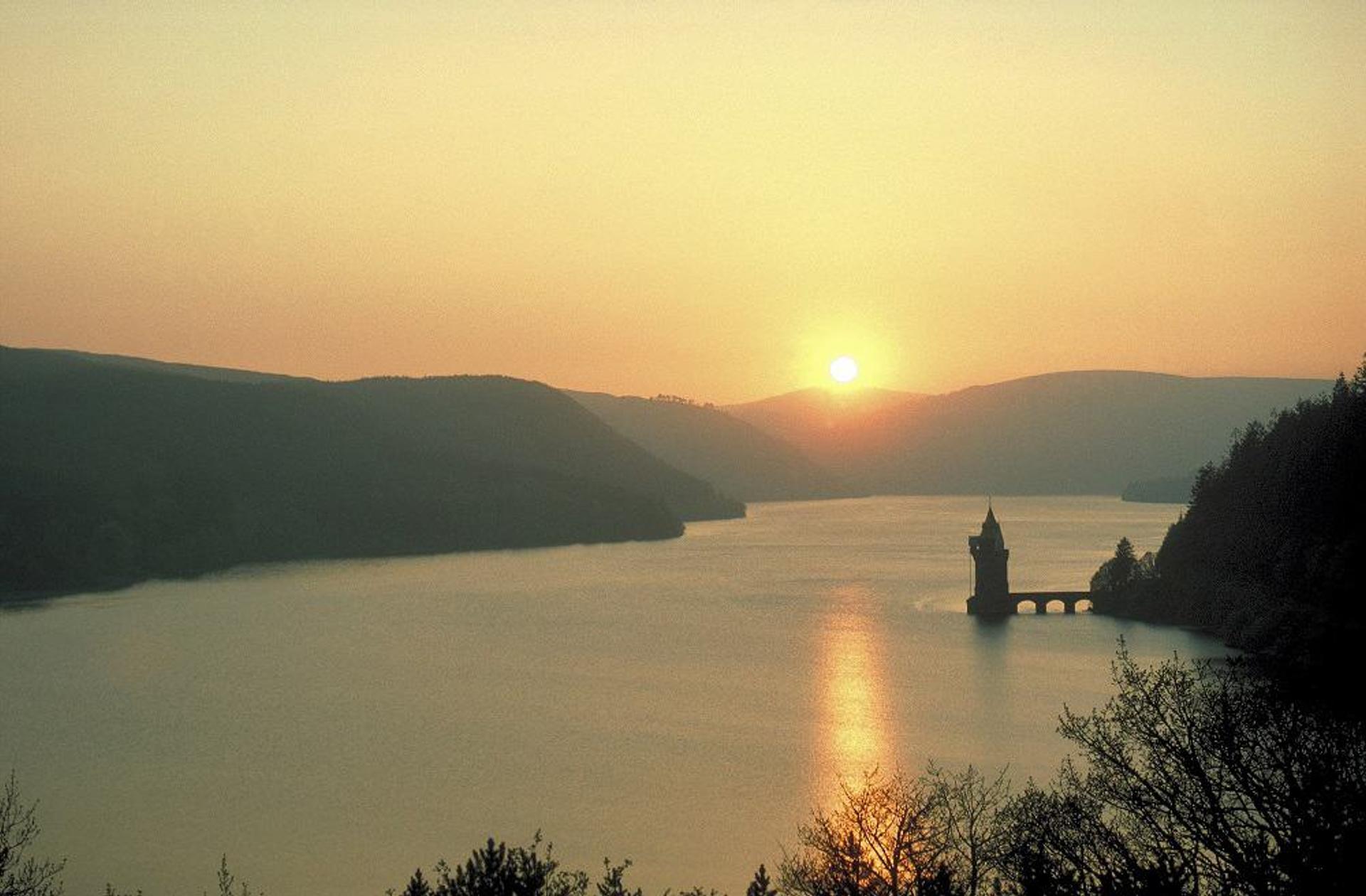 Lake Vrynwy Mid Wales Scenery