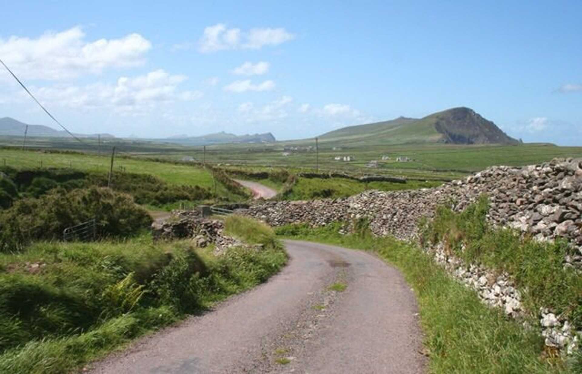 Ballinknockane-Dingle-Way