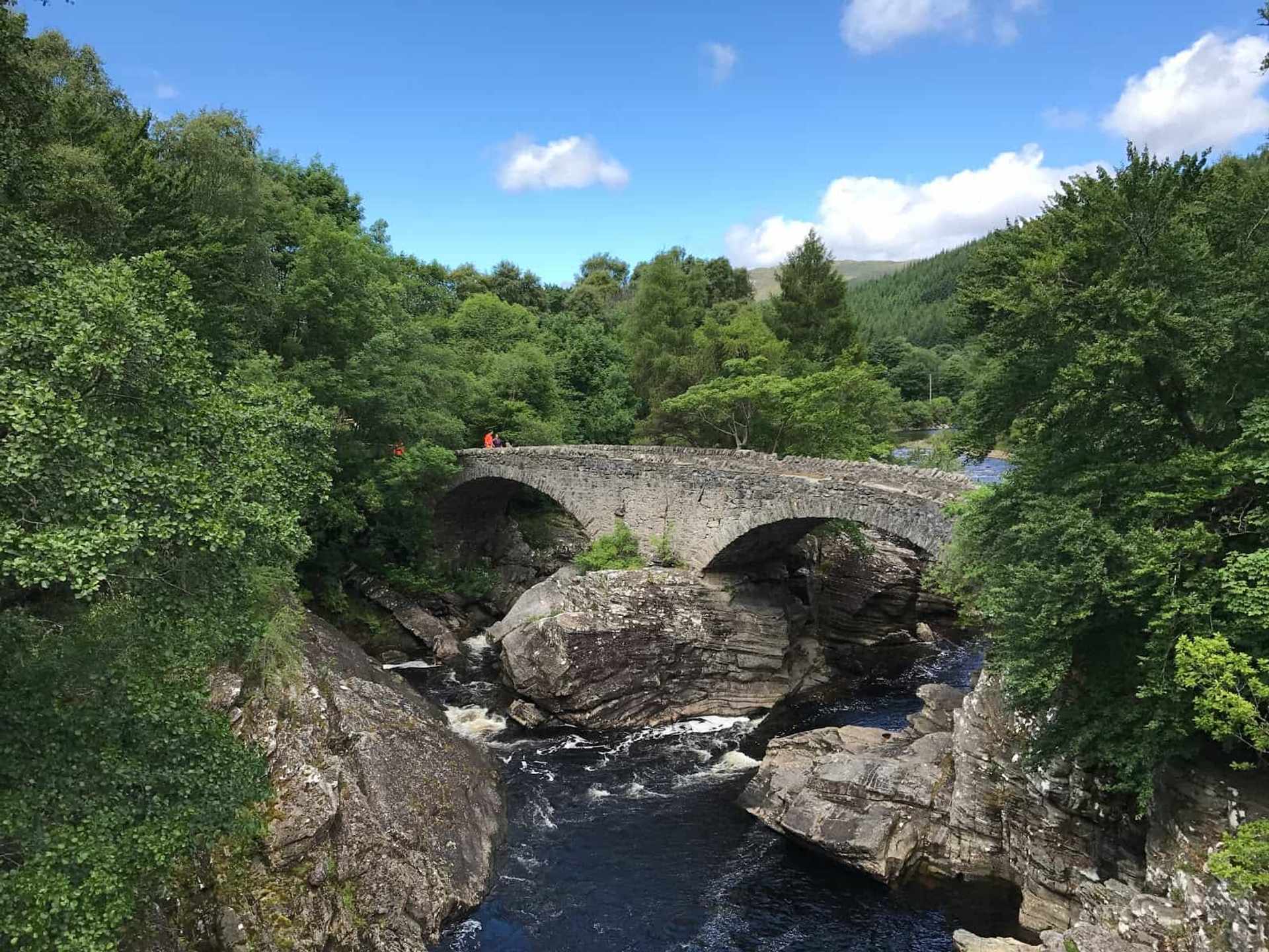Telford bridge ove River Moriston, Great glen Way Walking holidays