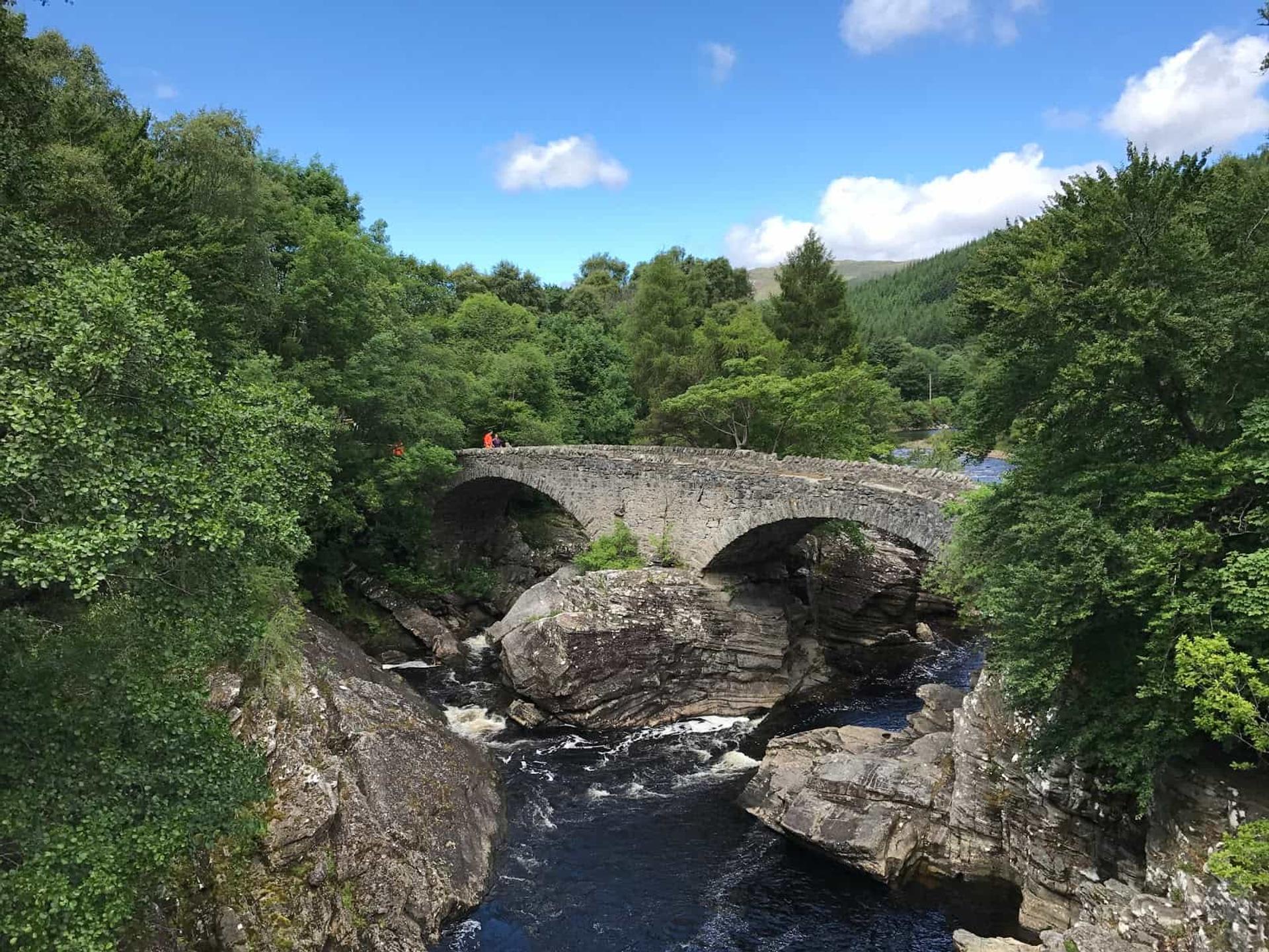 Telford bridge ove River Moriston, Great glen Way Walking holidays