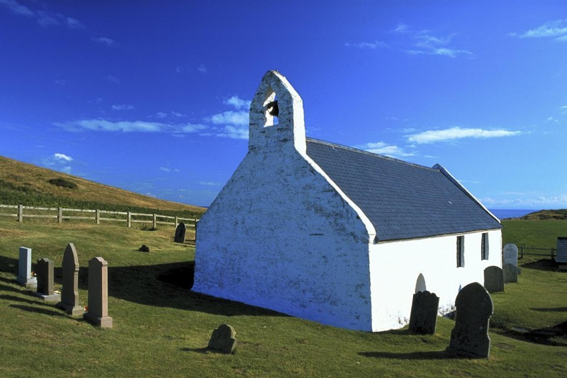Chapel-Llyn-Coastal-Path
