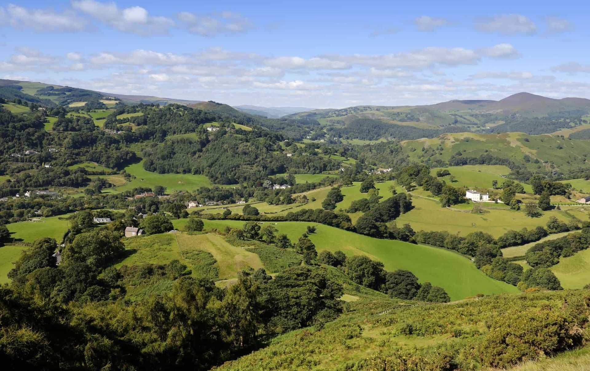 Rolling countryside of the Welsh Marches on the Offa’s Dyke Path walking holiday
