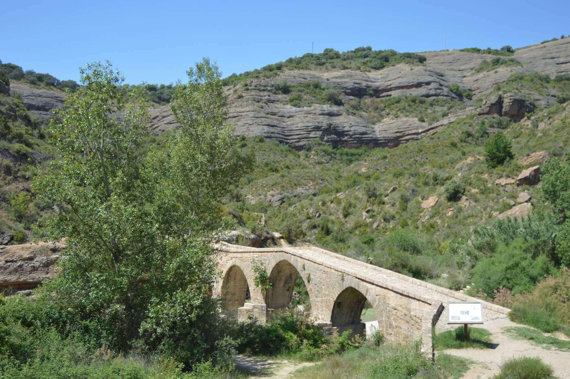 Romanesque stone bridge over the Río Vero in the Sierra de Guara, Aragon, Spain