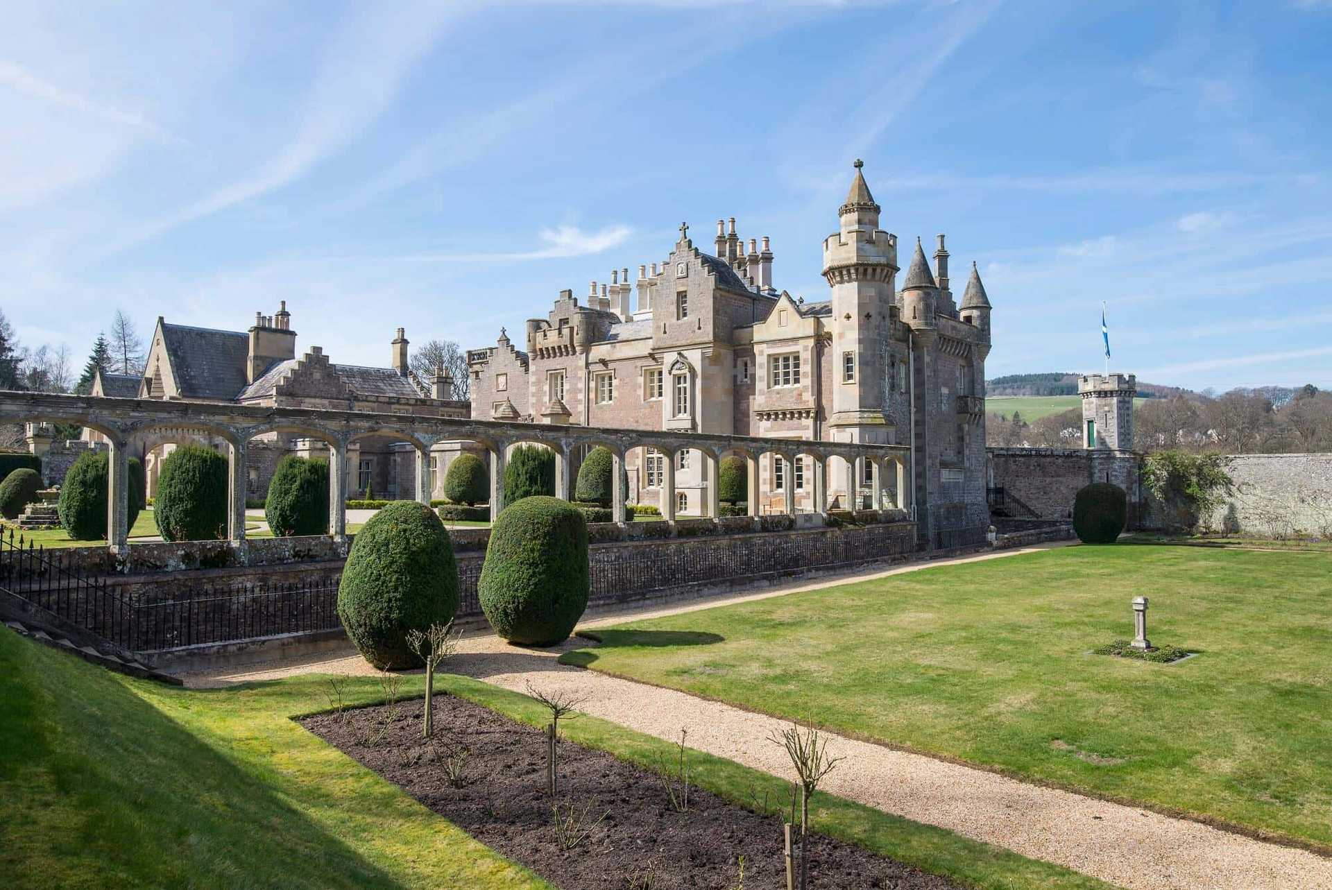 Abbotsford house