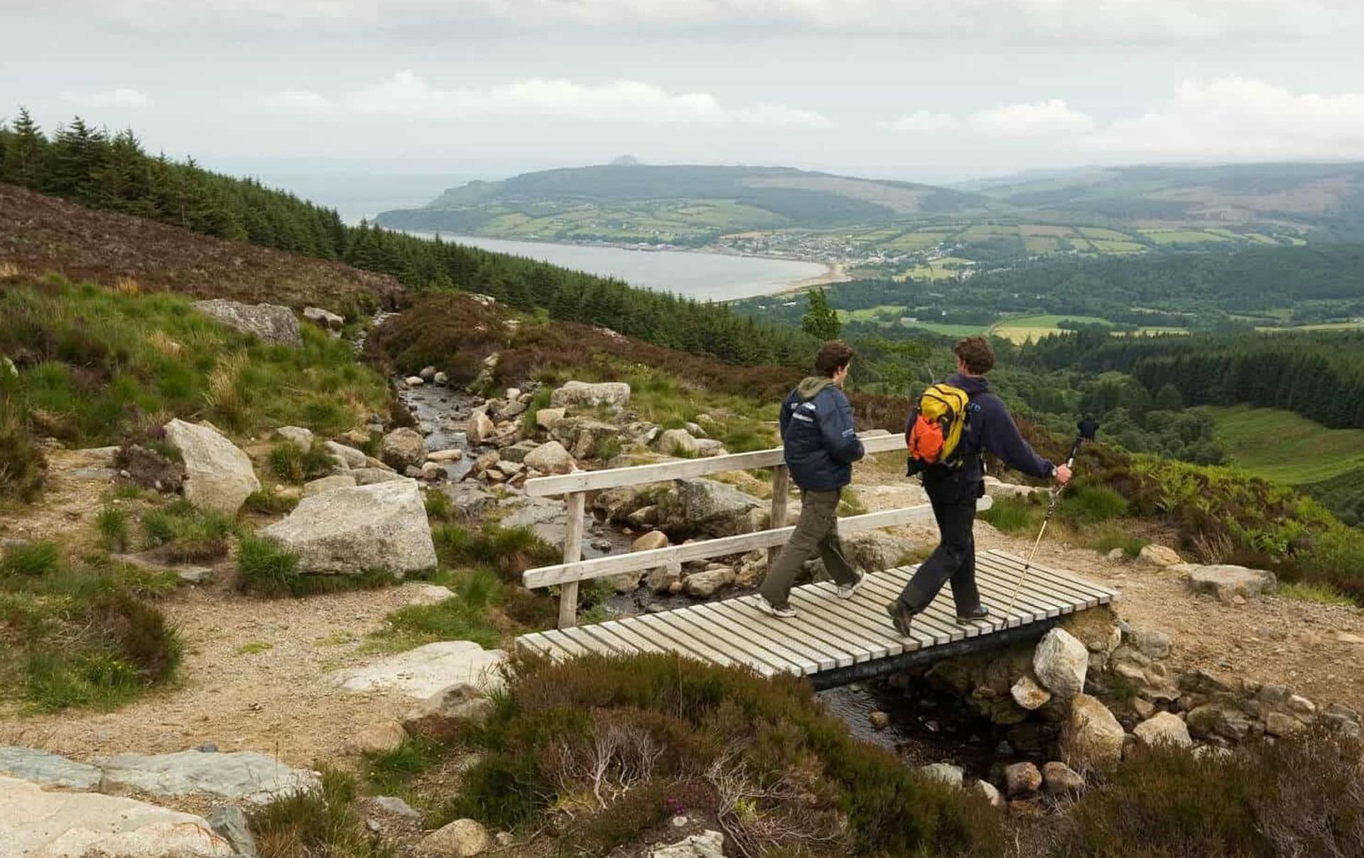 walk yourself healthy Walking down from the summit at Goat Fell