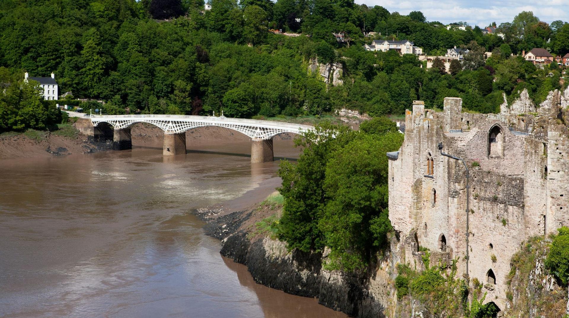 Chepstow Castle and bridge over the River Wye at the start of the Offa’s Dyke Path walking holiday