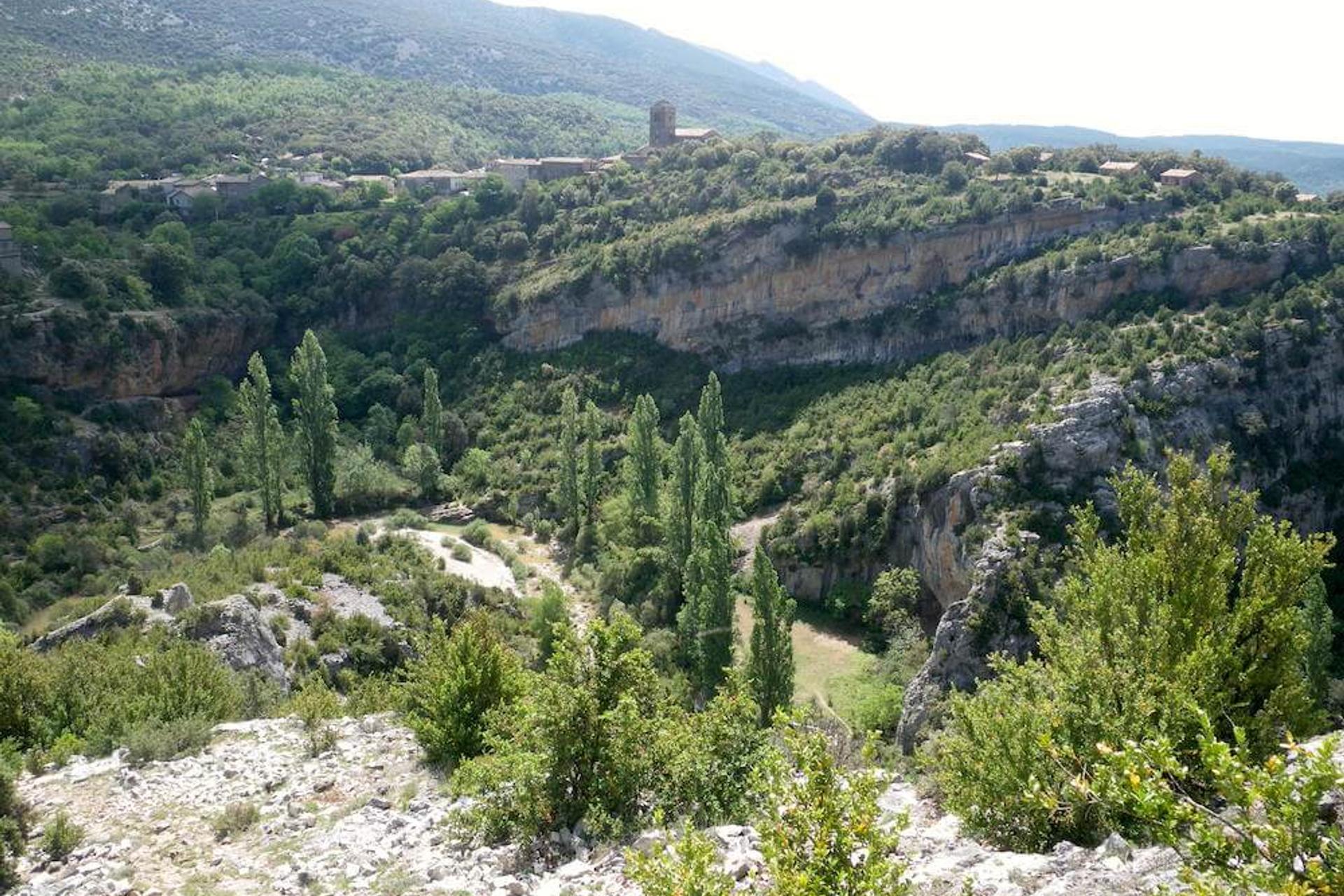 Rodellar-River-Mascun-Walking-Holidays-In-Aragon