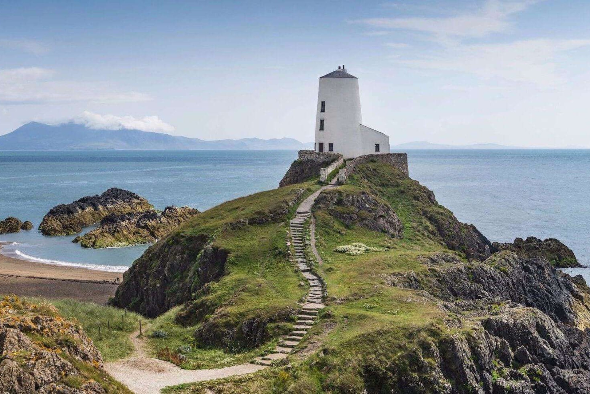 Walking path up to the Tŵr Mawr lighthouse on Llanddwyn Island Anglesey coast path