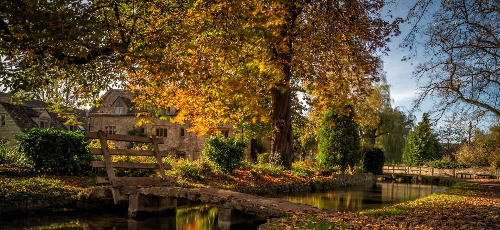 Walk the Cotswolds in autumn